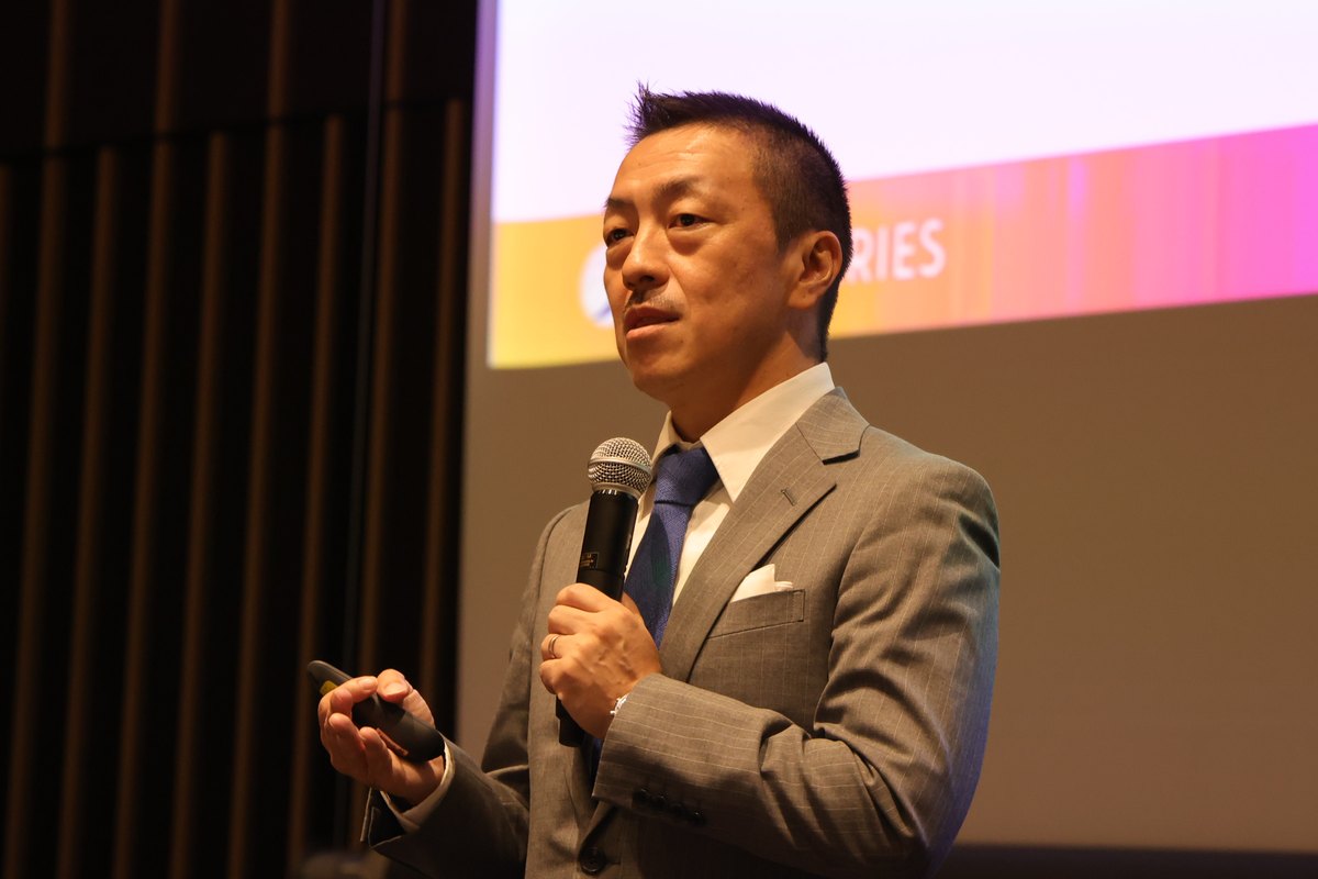 島田 祐一朗（ディスカバリーズ株式会社 代表取締役社長）登壇の様子